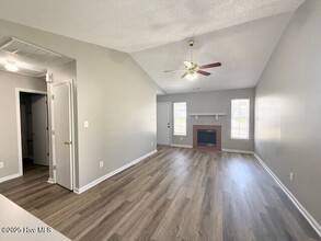 1980 W Brandymill Ln in Jacksonville, NC - Building Photo - Building Photo