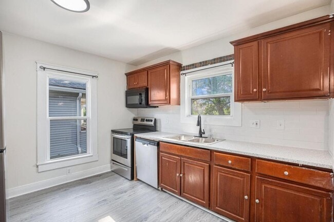 3916 Warwick Blvd in Kansas City, MO - Building Photo - Building Photo