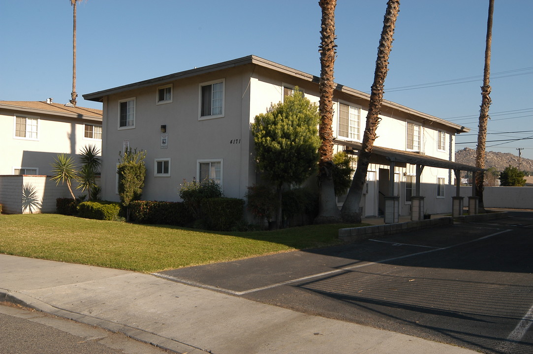 4171 Lively St in Riverside, CA - Building Photo