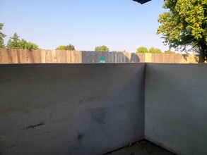 2330 Notre Dame Blvd-Unit -2330 Notre Dame Blvd #2 in Chico, CA - Building Photo - Building Photo