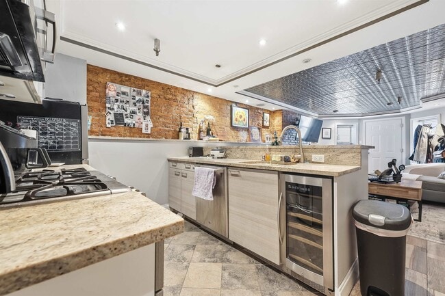 535 Bloomfield St in Hoboken, NJ - Building Photo - Building Photo