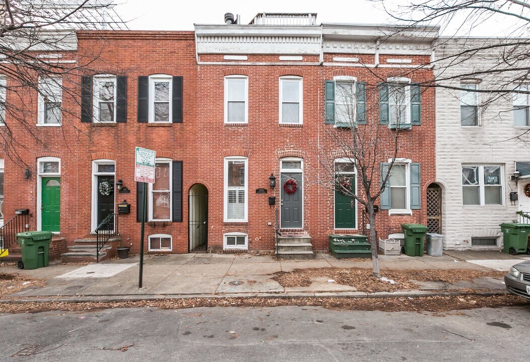 1714 S Charles St in Baltimore, MD - Building Photo