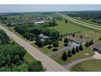 526 County Rd 9 SE photo'