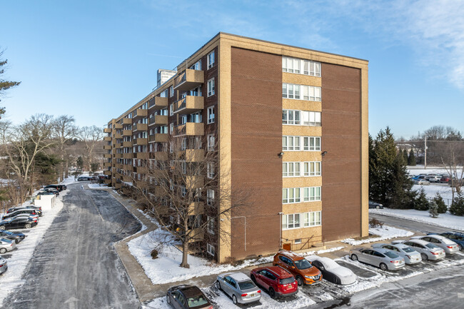 Cliff House Condominiums in Wilmington, DE - Building Photo - Building Photo