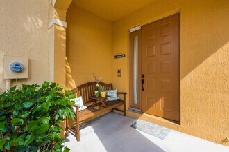 287 River Bluff Ln in Royal Palm Beach, FL - Building Photo - Building Photo