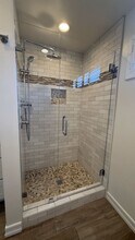 1018 Cornish Dr in Encinitas, CA - Building Photo - Building Photo