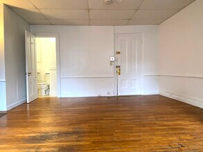 90 Myrtle St, Unit 6 in Boston, MA - Foto de edificio - Building Photo