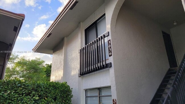 3036 Coral Ridge Dr in Coral Springs, FL - Building Photo - Building Photo