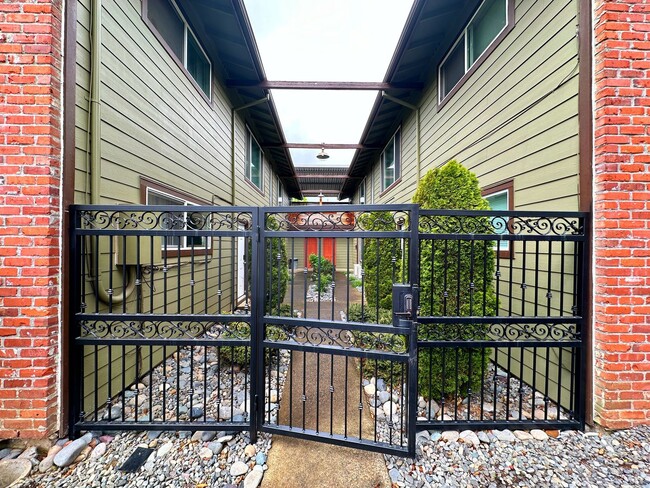 property at 539 NE 80th Ave