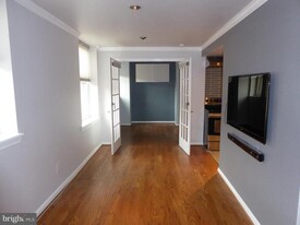 1436 Meridian Pl NW, Unit 404 in Washington, DC - Building Photo