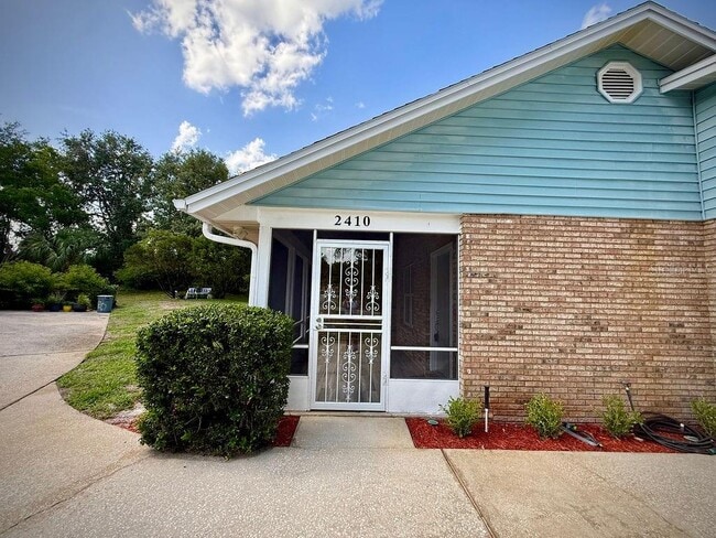 property at 2410 S Glen Eagles Dr