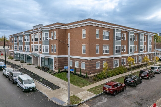 La Plaza de Virginia in Buffalo, NY - Building Photo - Primary Photo