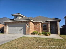 2105 Congress Rd, Unit Upper in Odessa, TX - Building Photo