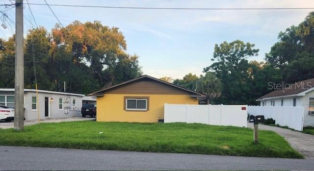 1914 CHAMBERLIN St in Orlando, FL - Building Photo