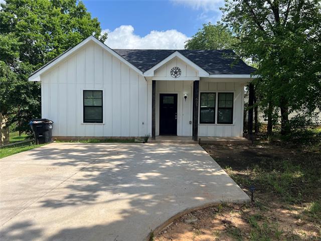 property at 605 Martin Luther King St