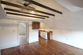 308 S Trenton Ave, Unit 3 in Pittsburgh, PA - Foto de edificio - Building Photo