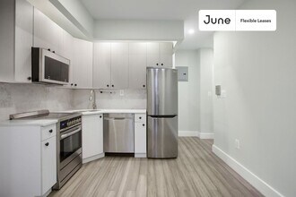 20 Avenue A Ave in New York, NY - Building Photo - Building Photo