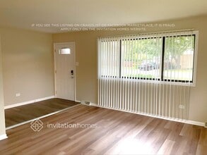 17342 Odell Ave in Tinley Park, IL - Foto de edificio - Building Photo