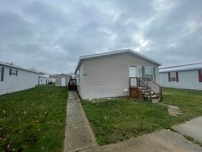 314 Scarlet Oak Ln in Whittaker, MI - Building Photo - Building Photo