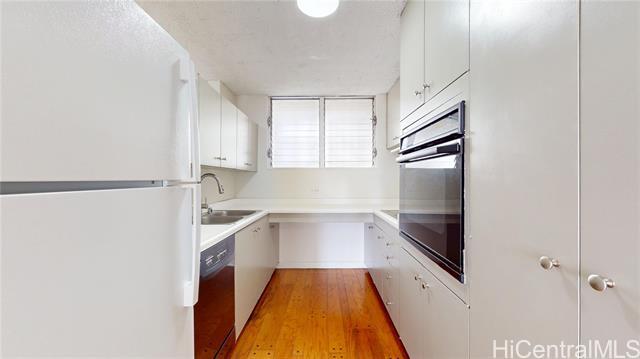 property at 469 Ena Rd