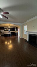 10818 Cove Point Drive in Charlotte, NC - Building Photo - Building Photo