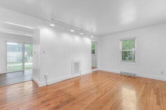 531 Burleigh Ave in Norfolk, VA - Building Photo - Building Photo