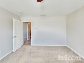 424 Hyder Ct in Mcdonough, GA - Foto de edificio - Building Photo