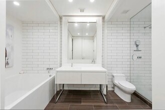 15 Broad St in New York, NY - Building Photo - Building Photo