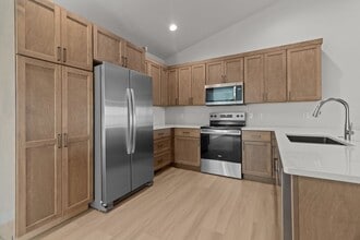 502 Founders Way in Little Chute, WI - Building Photo - Building Photo