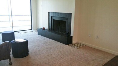 4113 Fairview Vista Point-Unit -211 in Orlando, FL - Building Photo - Building Photo