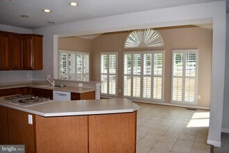 6 Hollow Creek Cir in Middletown, MD - Building Photo - Building Photo