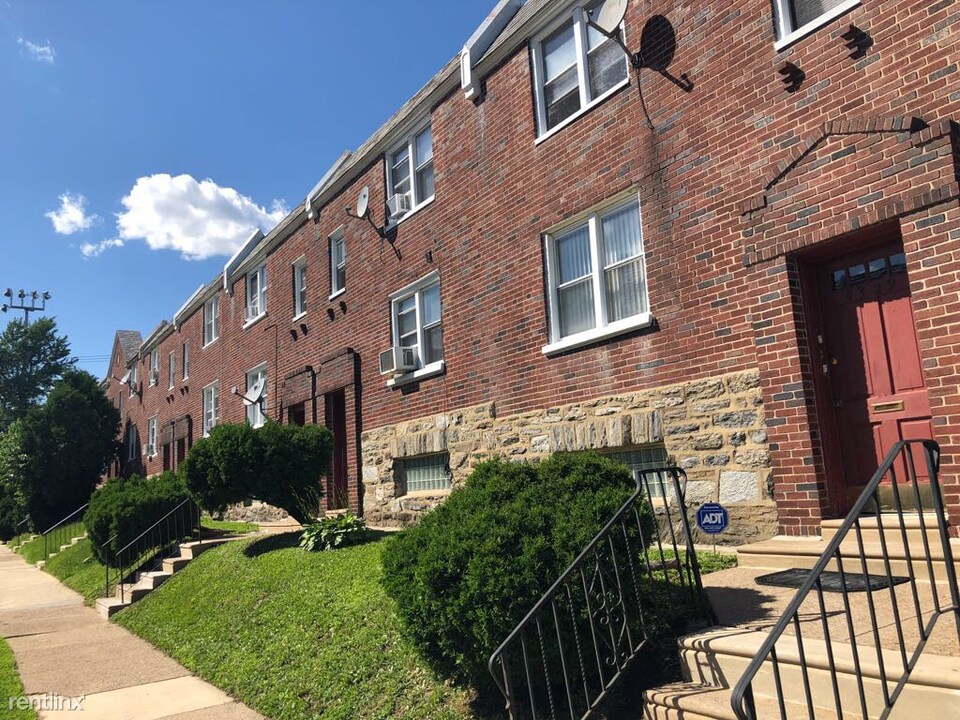 6300 Magnolia St in Philadelphia, PA - Building Photo