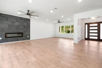3119 Avenue H in Bay City, TX - Building Photo - Building Photo
