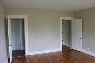 6 Beech Dr-Unit -7 in Norwich, CT - Building Photo - Building Photo