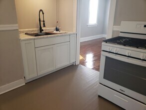 2942 N 27th St in Milwaukee, WI - Building Photo - Building Photo