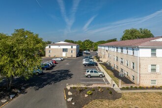 Flats on Tamarack in Columbus, OH - Foto de edificio - Building Photo
