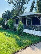 491 E Sherwood Dr in Livingston, TX - Building Photo - Building Photo
