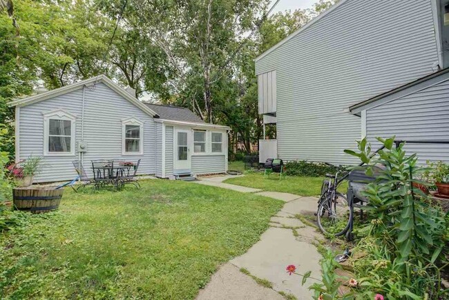 407 W Doty St, Unit 2