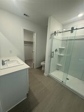 1646 Golden Iris Dr in Crosby, TX - Building Photo - Building Photo