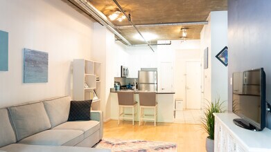 1300 N St NW, Unit 118 in Washington, DC - Building Photo - Building Photo