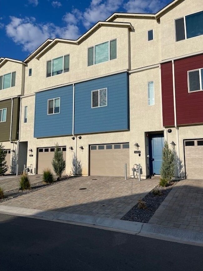 property at 5013 Cavestone Rd