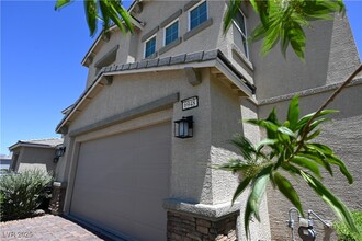 6948 Fossil Rim St in North Las Vegas, NV - Building Photo - Building Photo