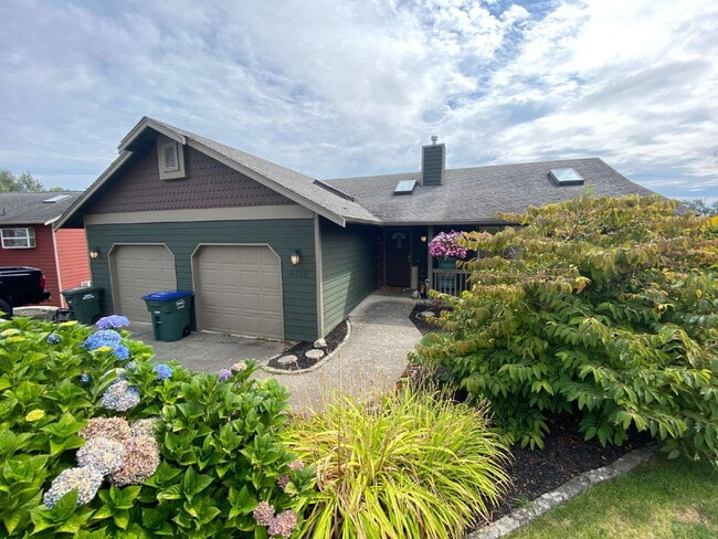 6012 Oscar Ct in Ferndale, WA - Building Photo - Building Photo