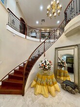 1200 Merlot Dr in Palm Beach Gardens, FL - Building Photo - Building Photo