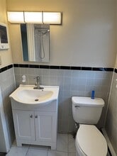 589 Windmill Ave in West Babylon, NY - Building Photo - Building Photo