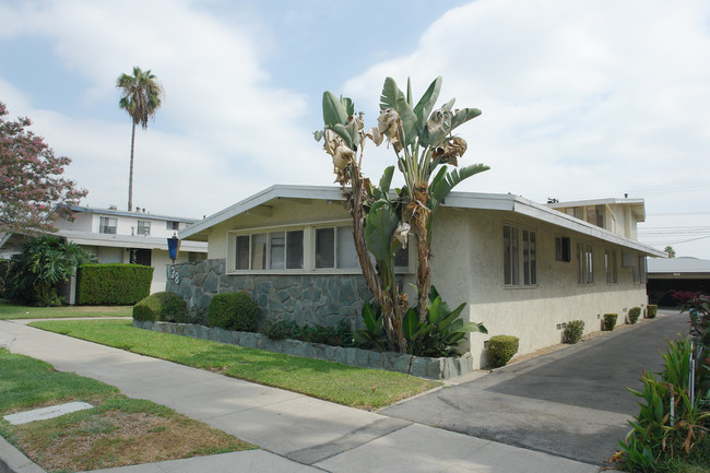 138 S California St in San Gabriel, CA - Foto de edificio - Building Photo