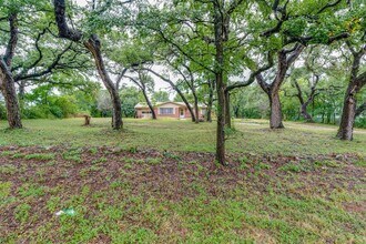 6032 Old Fredericksburg Rd in Austin, TX - Building Photo - Building Photo