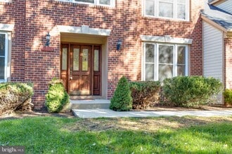 1316 Pleasant Meadow Rd in Crofton, MD - Building Photo - Building Photo