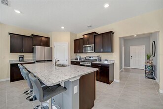 7551 Oakmoss Loop in Davenport, FL - Building Photo - Building Photo