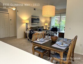 8335 Glen Rose Way in Sarasota, FL - Building Photo - Building Photo